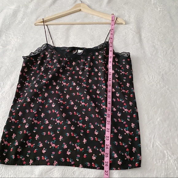 Ditsy Floral Lace Trim Camisole - Picture 5 of 8